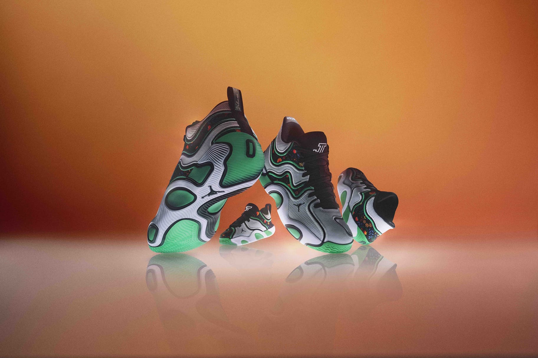 思いを込めたデザインを採用。シューズ(男性用) KOBE4 PROTRO。
